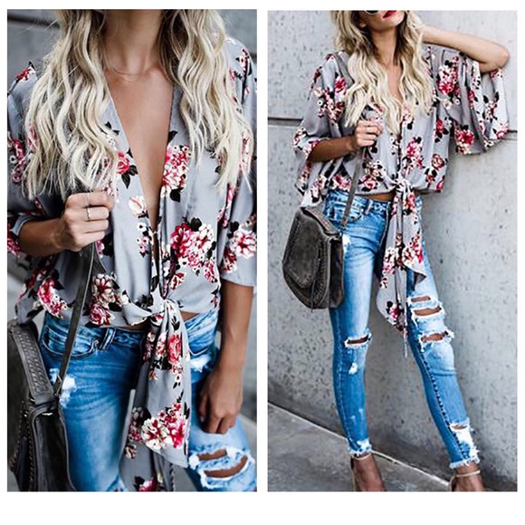 Paris&Pearle Tops - Girl’s Day Out Gray Floral Top